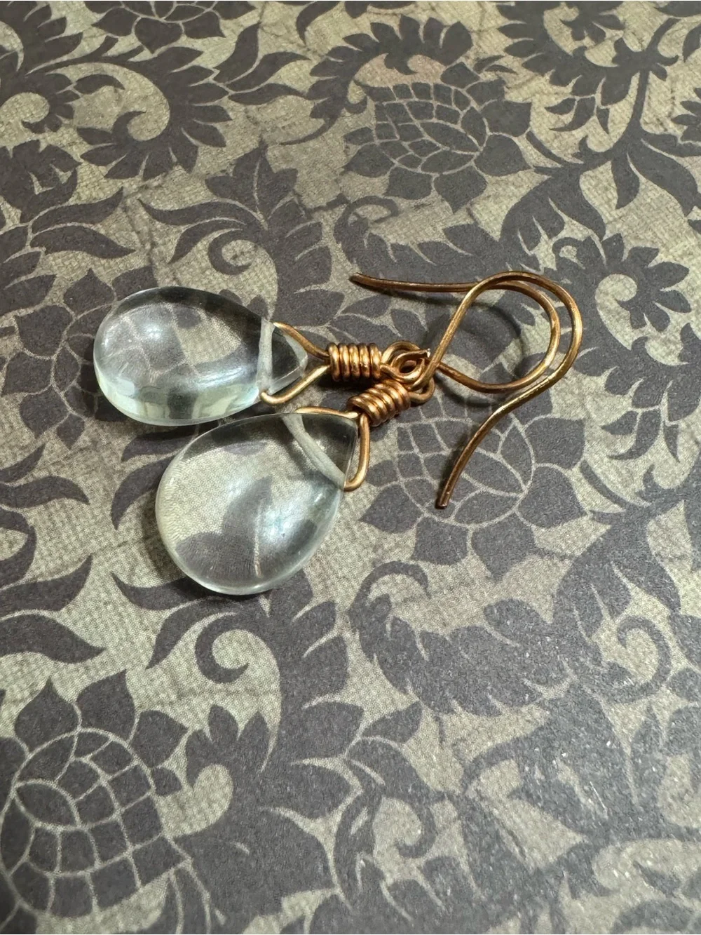 QUARTZ CRYSTAL EARRINGS NEW